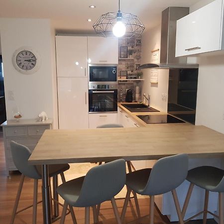 Apartamento T3 Tout Neuf - L Arret Au Port - Parking Gratuit Vannes Exterior foto